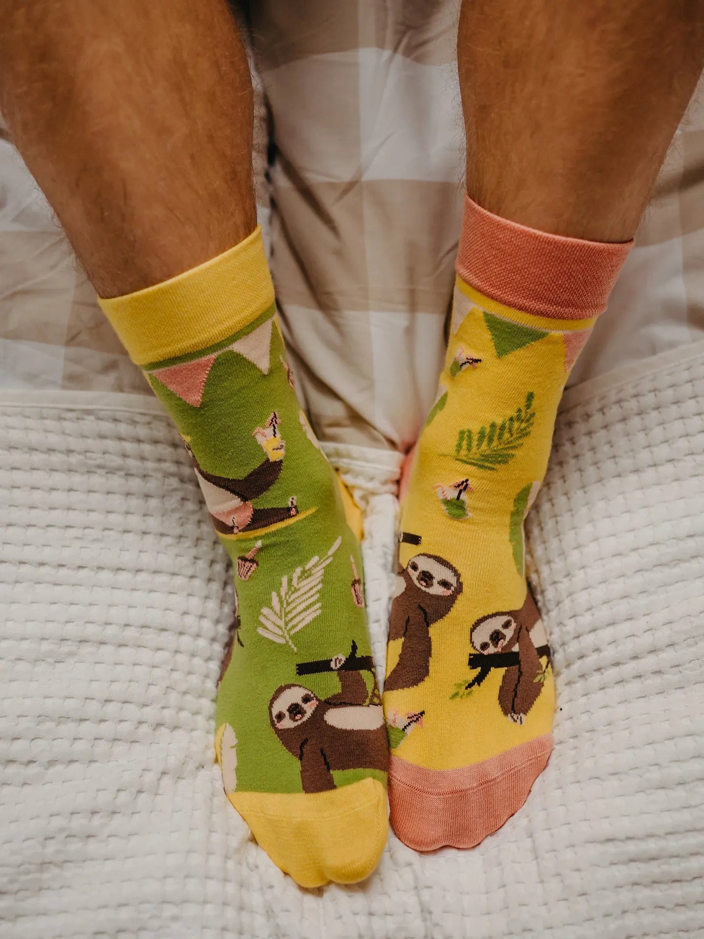 Chaussettes à motifs: Le paresseux en fête