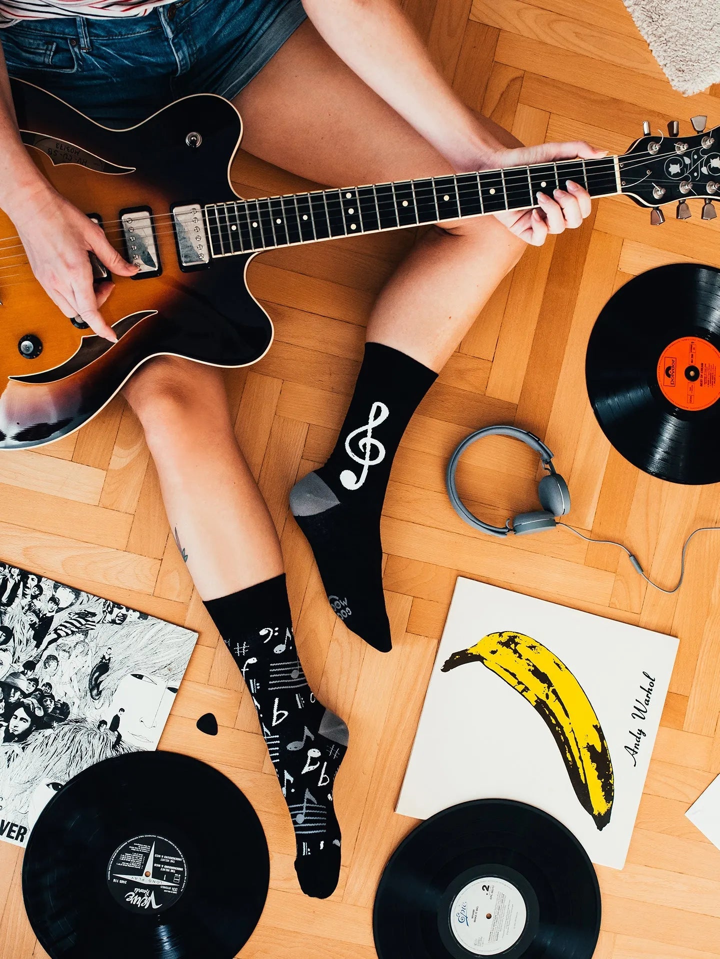 Chaussettes à motifs: Le musicien