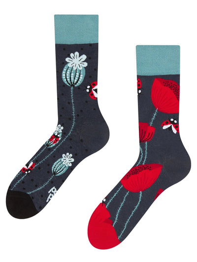 Chaussettes à motifs: Coccinelles et fleurs
