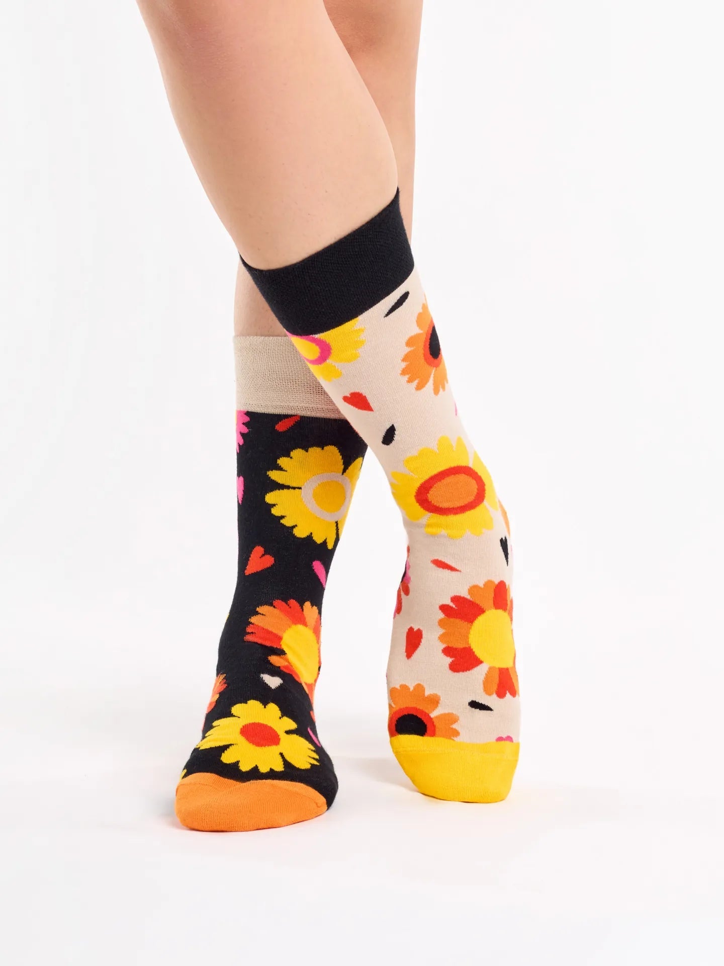 Chaussettes à motifs: Fleurs colorées