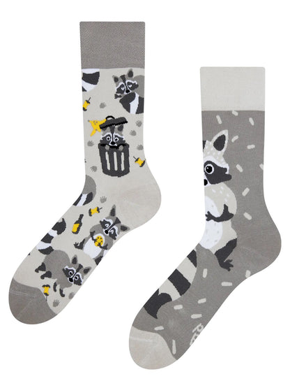 Chaussettes à motifs: Le raton laveur farceur