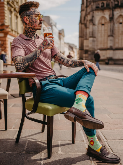 Chaussettes à motifs: Une bonne bière