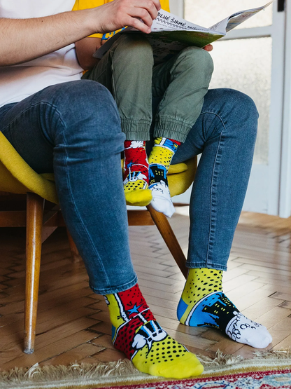Chaussettes à motifs: Comics colorés