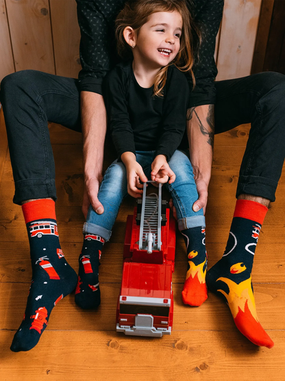 Chaussettes à motifs: Le pompier