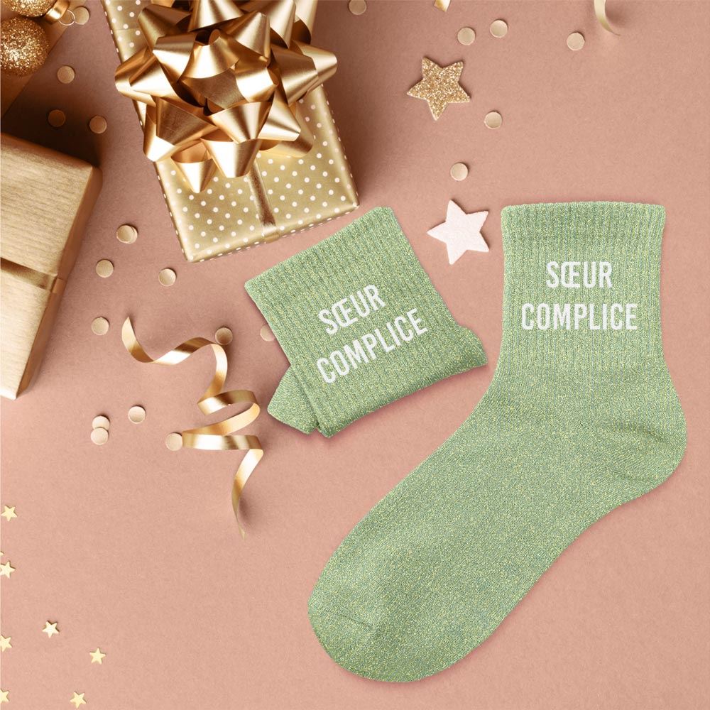 Chaussettes à paillettes: Soeur complice