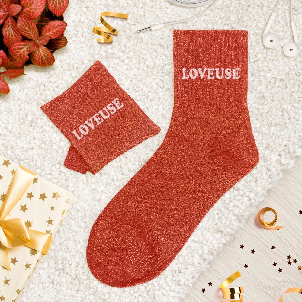 Chaussettes paillettes tuftées: LOVEUSE
